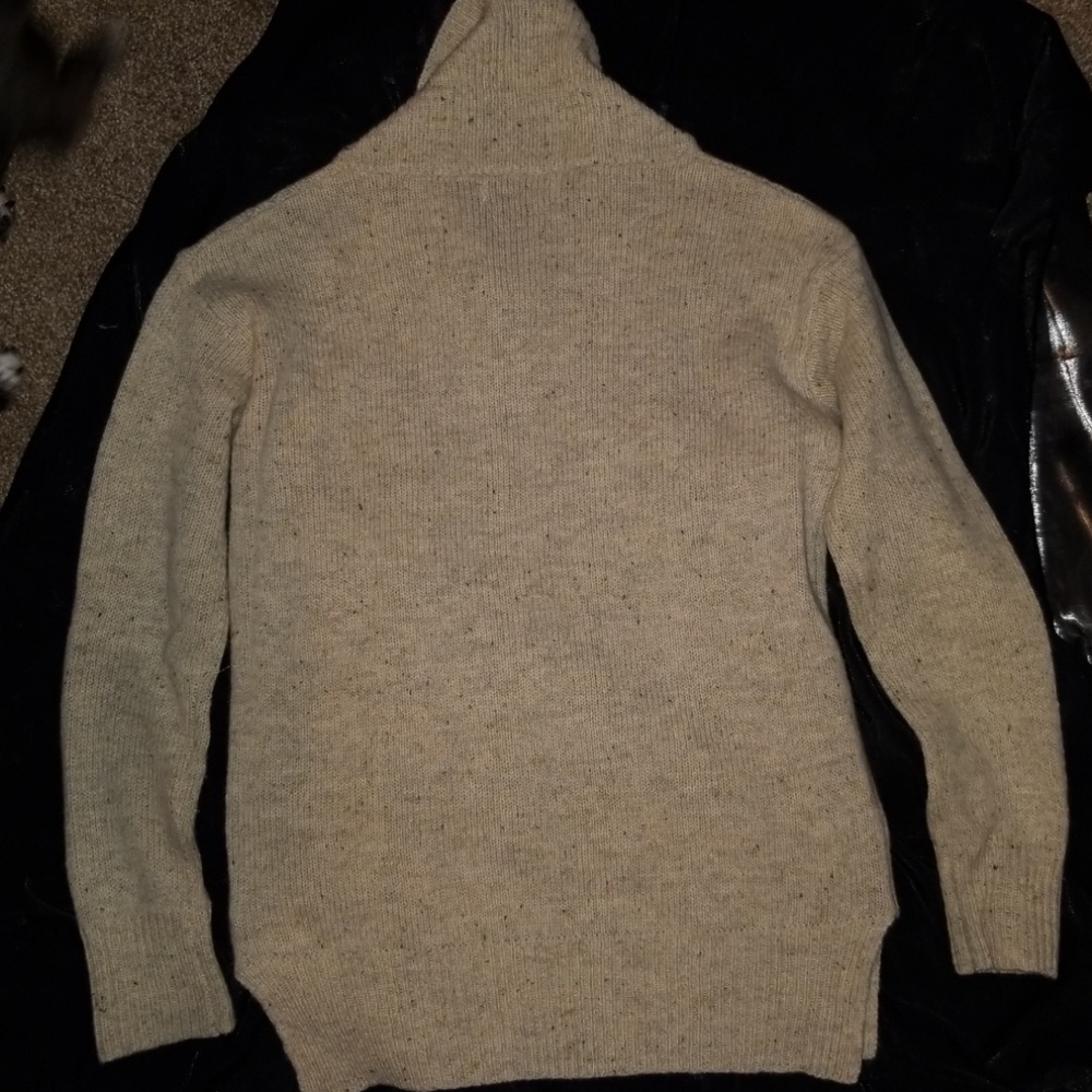 Sweater - Picture 3 of 3